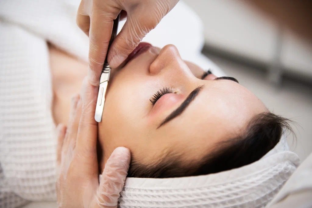 Dermaplaning Treatment: Achieve Smooth & Shiny Skin